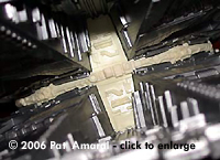 [Please click to enlarge]