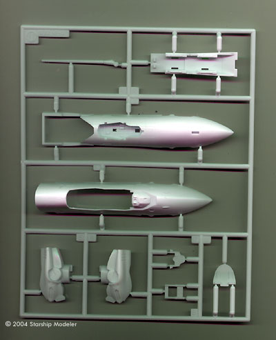 Starship Modeler - Hasegawa VF-0B Kit Preview
