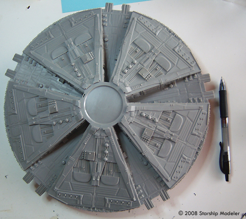 Starship Modeler - Revell Cylon Basestar Kit Preview