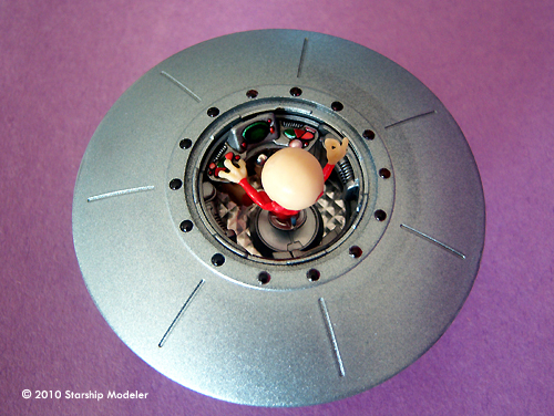 Starship Modeler - Pegasus Alpha Centauri UFOs