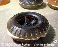 [Please click to enlarge]