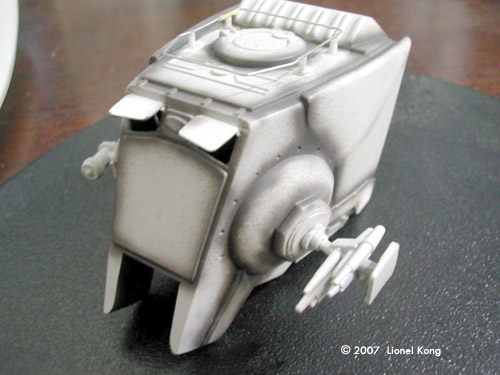 Starship Modeler - Building MPC's AT-ST