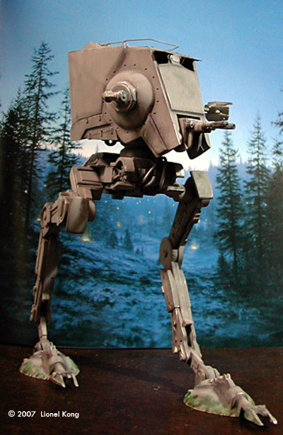 Starship Modeler - Building MPC's AT-ST