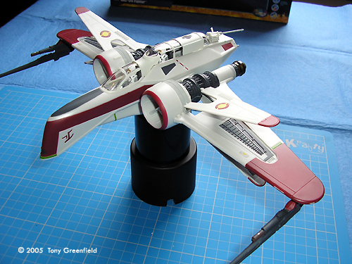 Starship Modeler - Revell DE ARC-170 Starfighter Kit Preview