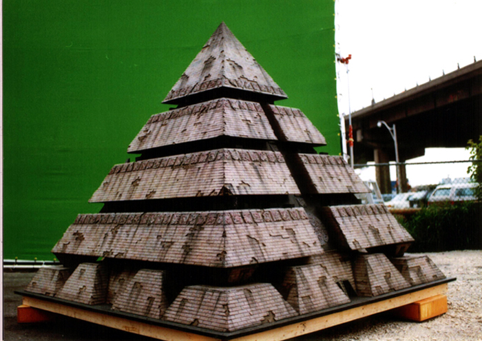 Image URL: http://www.starshipmodeler.com/tech/sg1/SG1pyramidemail.jpg