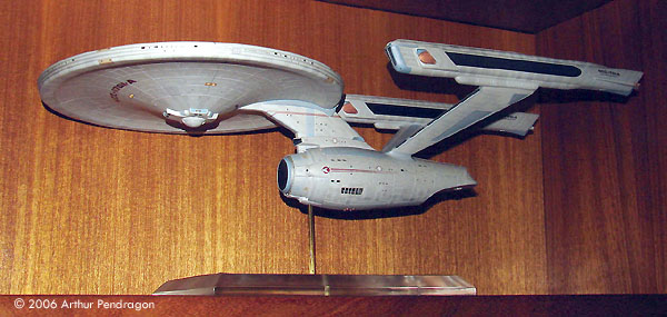1080 1/537 AMT Star Trek USS Enterprise NCC-1701 Refit Model Kit 