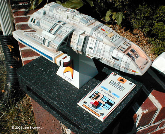 Starship Modeler Ds9 Runabout With Interior Lighting