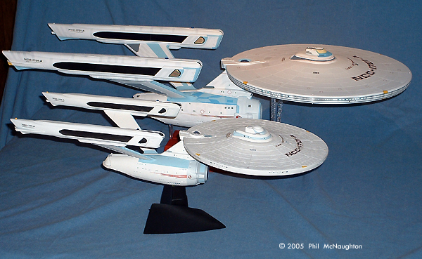 Star Trek USS Enterprise Refit Polar Lights 1//350 Saucer Section Upper /& Lower.
