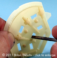 [Please click to enlarge]