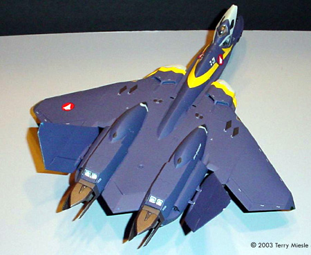 Starship Modeler - Macross YF-21 Built