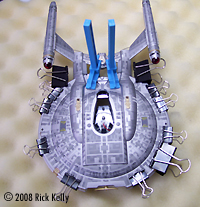 [use of clamps for gluing and assembly]